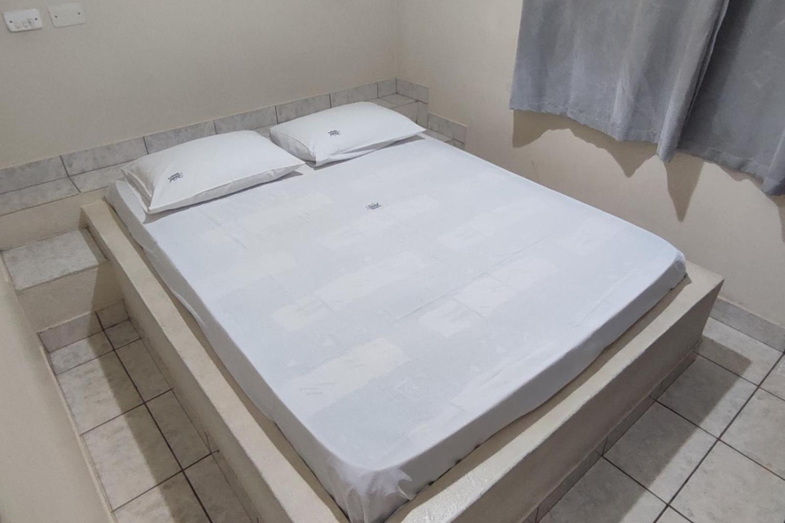 Hotel Gringos Λοντρίνα Εξωτερικό φωτογραφία